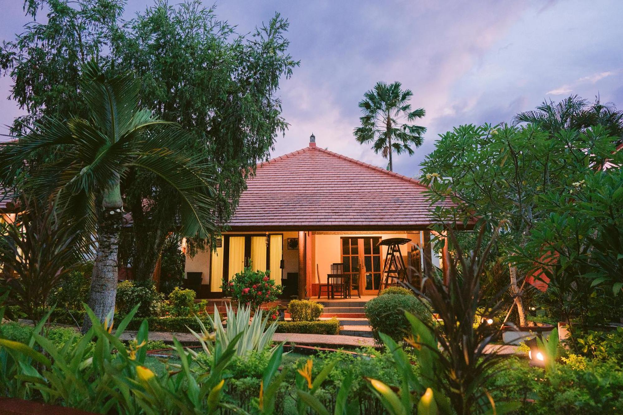 Medewi Bay Retreat Hotell Pulukan Exteriör bild